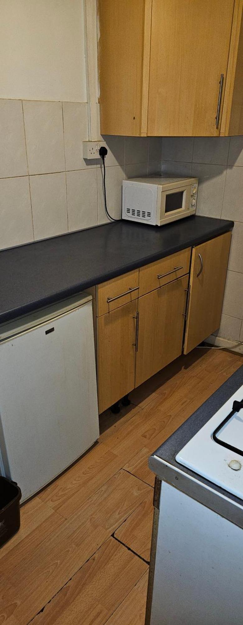 No Frills & Nothing Fancy 1 Bed Studio City Centre Cardiff Exterior foto